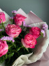 7 пионовидных роз