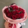 21 красная роза с эвкалиптом (Кения)