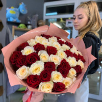 41 роза Эквадор с доставкой в Краснодаре