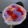 Большой, осенний букет с гортензией и кустовой розой