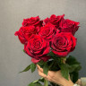 7 роз (80 см)
