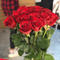 15 роз Эквадор (90 см) с доставкой в Краснодаре