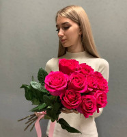 9 роз Эквадор (60 см) с доставкой в Краснодаре