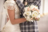 Букет невесты - белые пионы с доставкой в Краснодаре