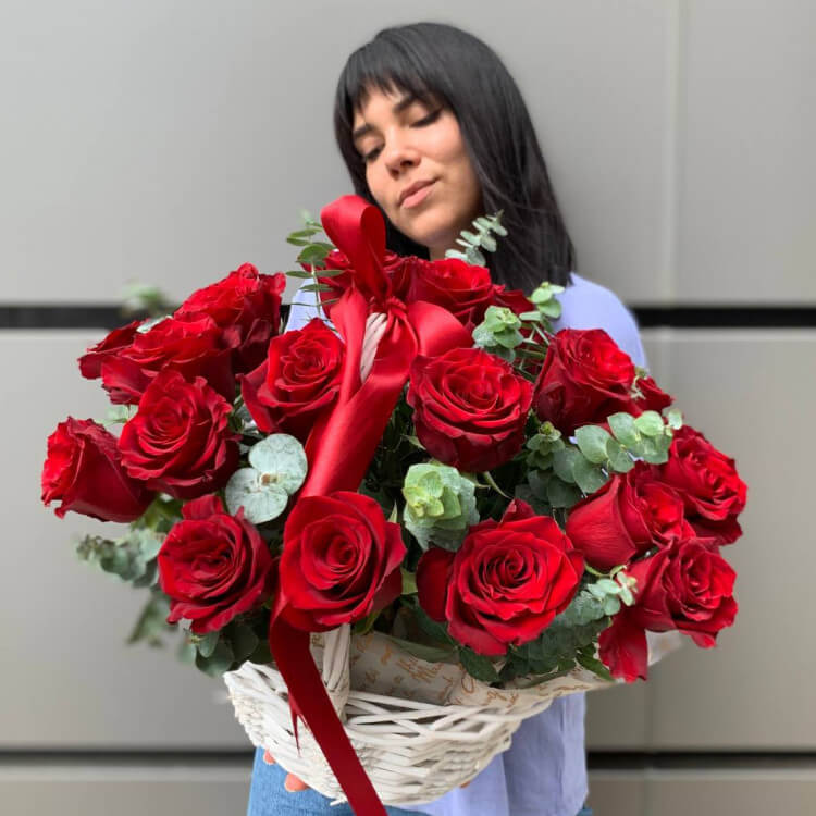 Корзина «ВАУ» с доставкой в Краснодаре